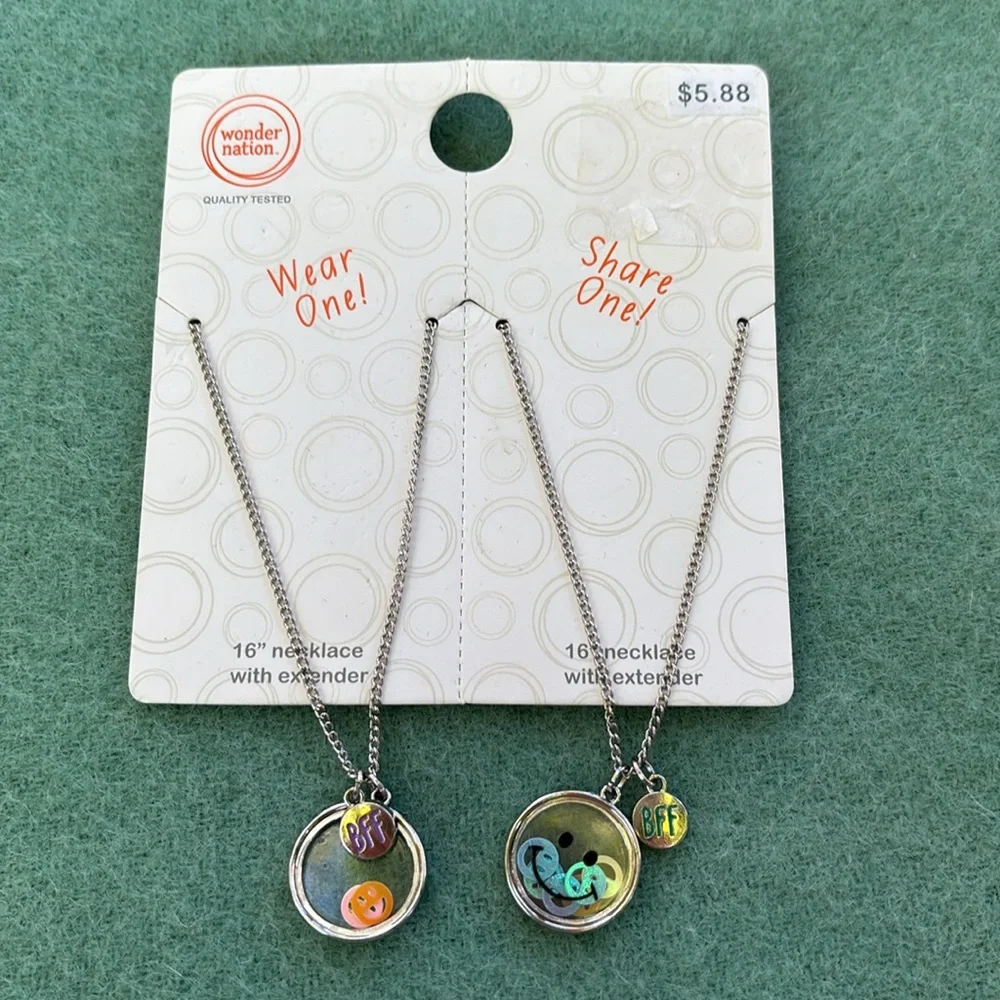 NWT Wonder Nation Silver Emoji BFF 16” Necklace + Extender Set Smiley Faces